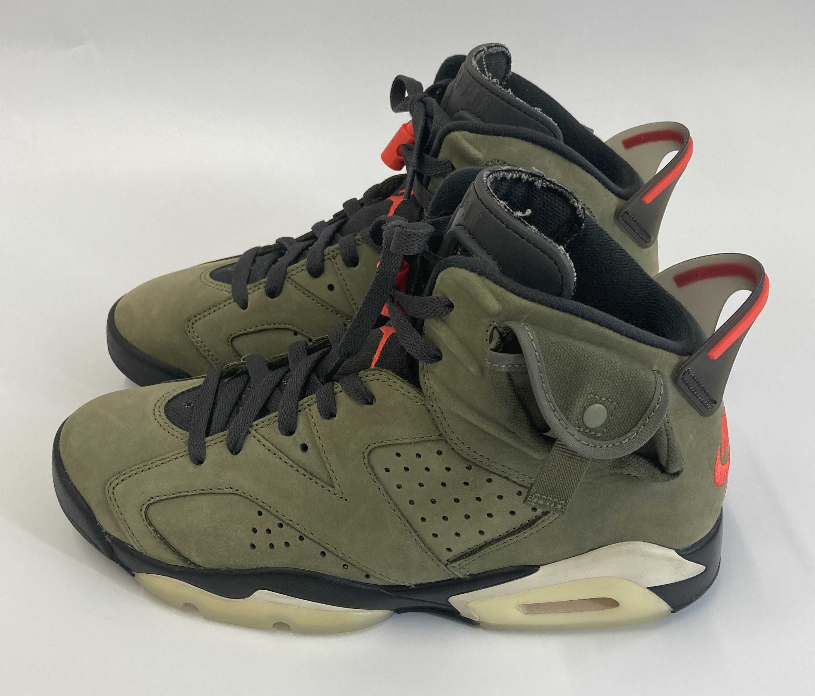 Travis Scott × Nike Air Jordan 6 Retro "Medium Olive"
