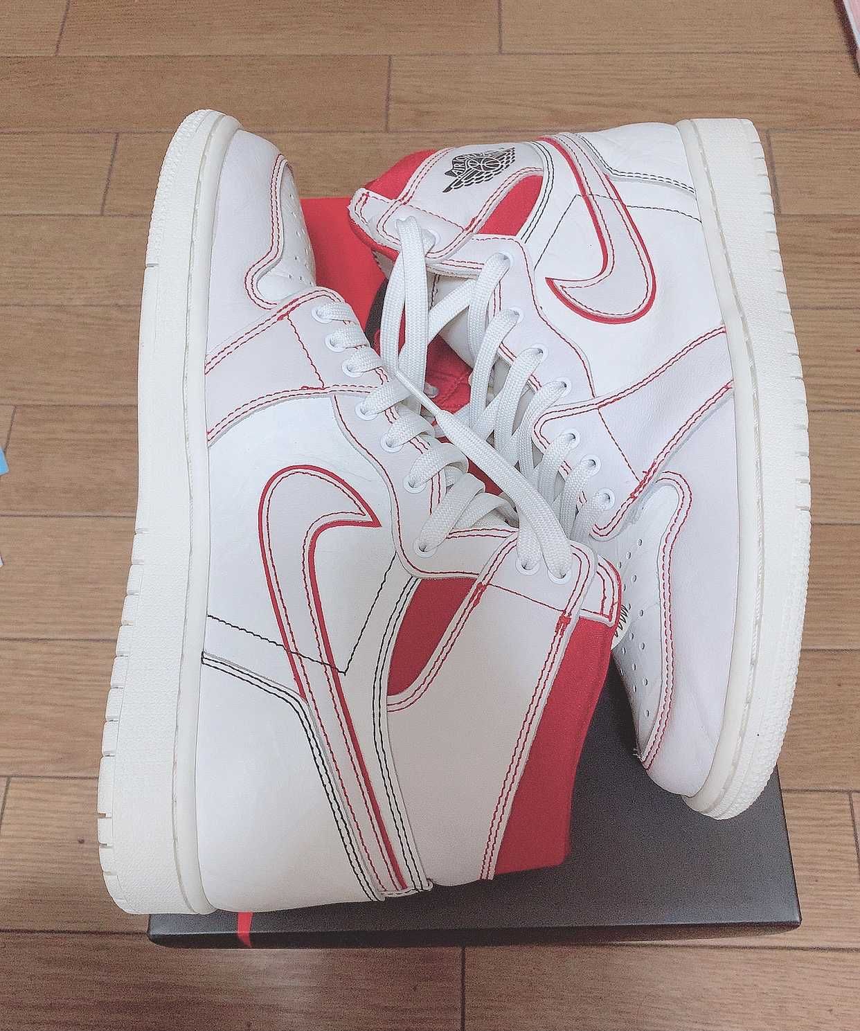 Nike Air Jordan 1 Retro High OG "Sail/University Red"     