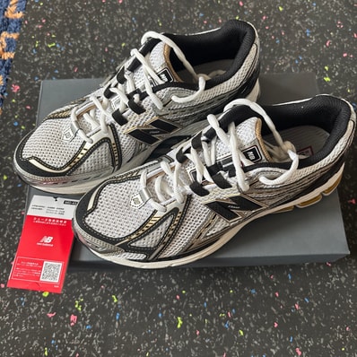 New Balance 1906R "Silver"