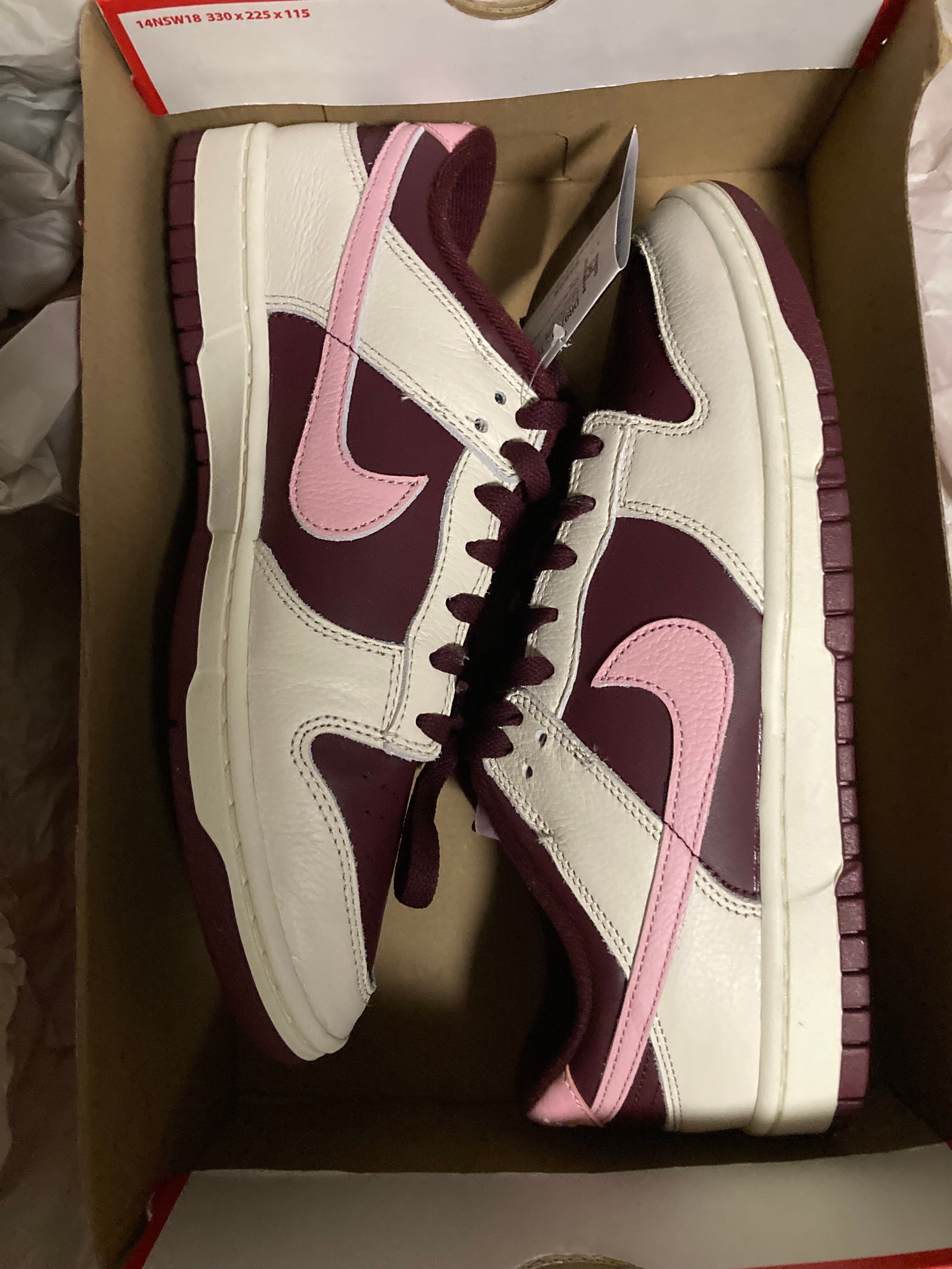 Nike Dunk Low "Valentine’s Day" (2023)