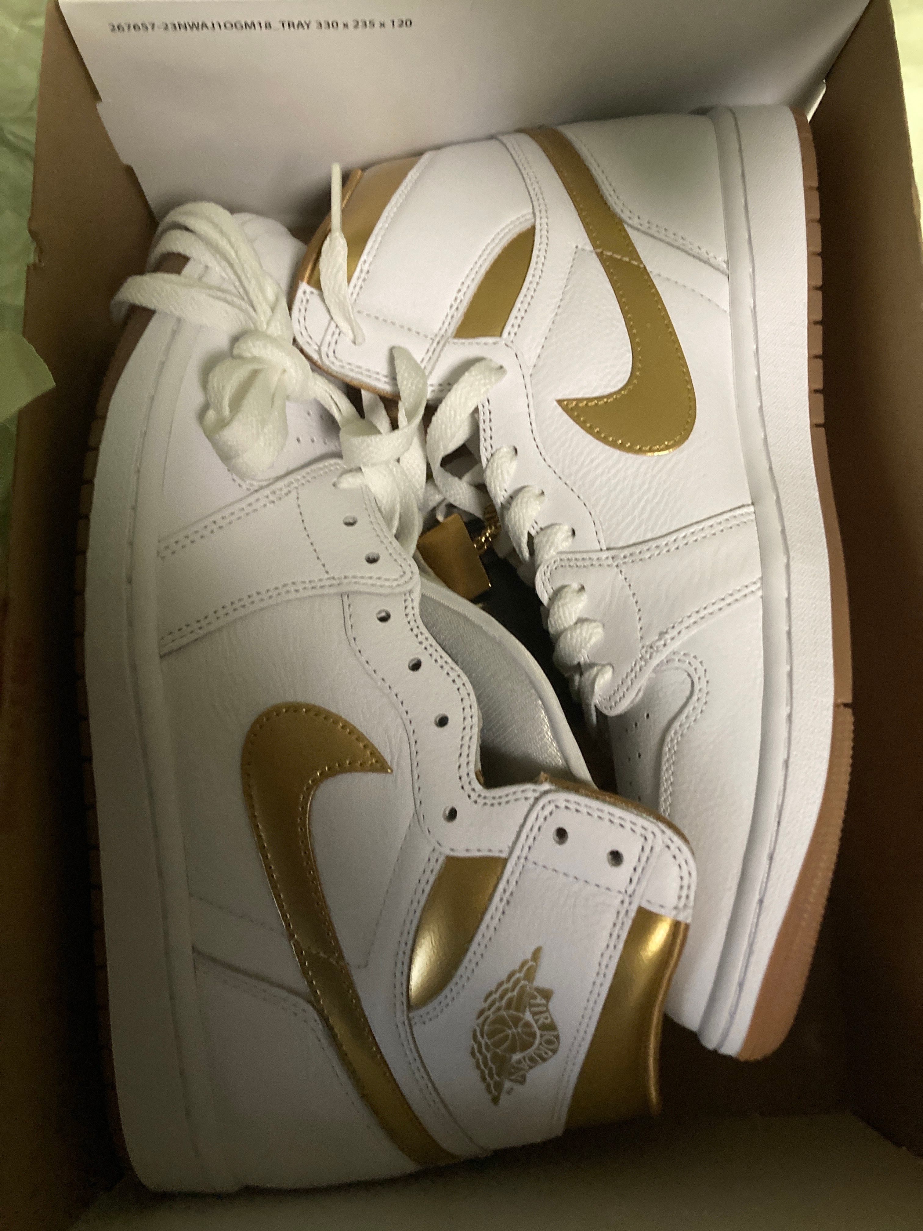 Nike Women's Air Jordan 1 Retro High OG "White and Gold"
