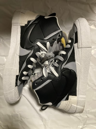 sacai × NIKE BLAZER MID "BLACK/WOLF GREY/WHITE"