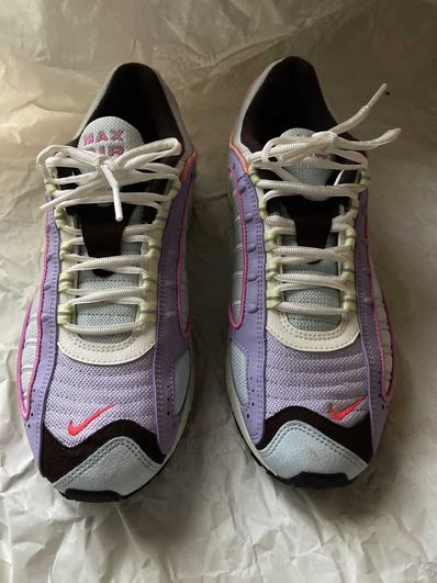 NIKE AIR MAX TAILWIND4 TOKYO