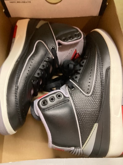 Nike GS Air Jordan 2 Retro "Black Cement"