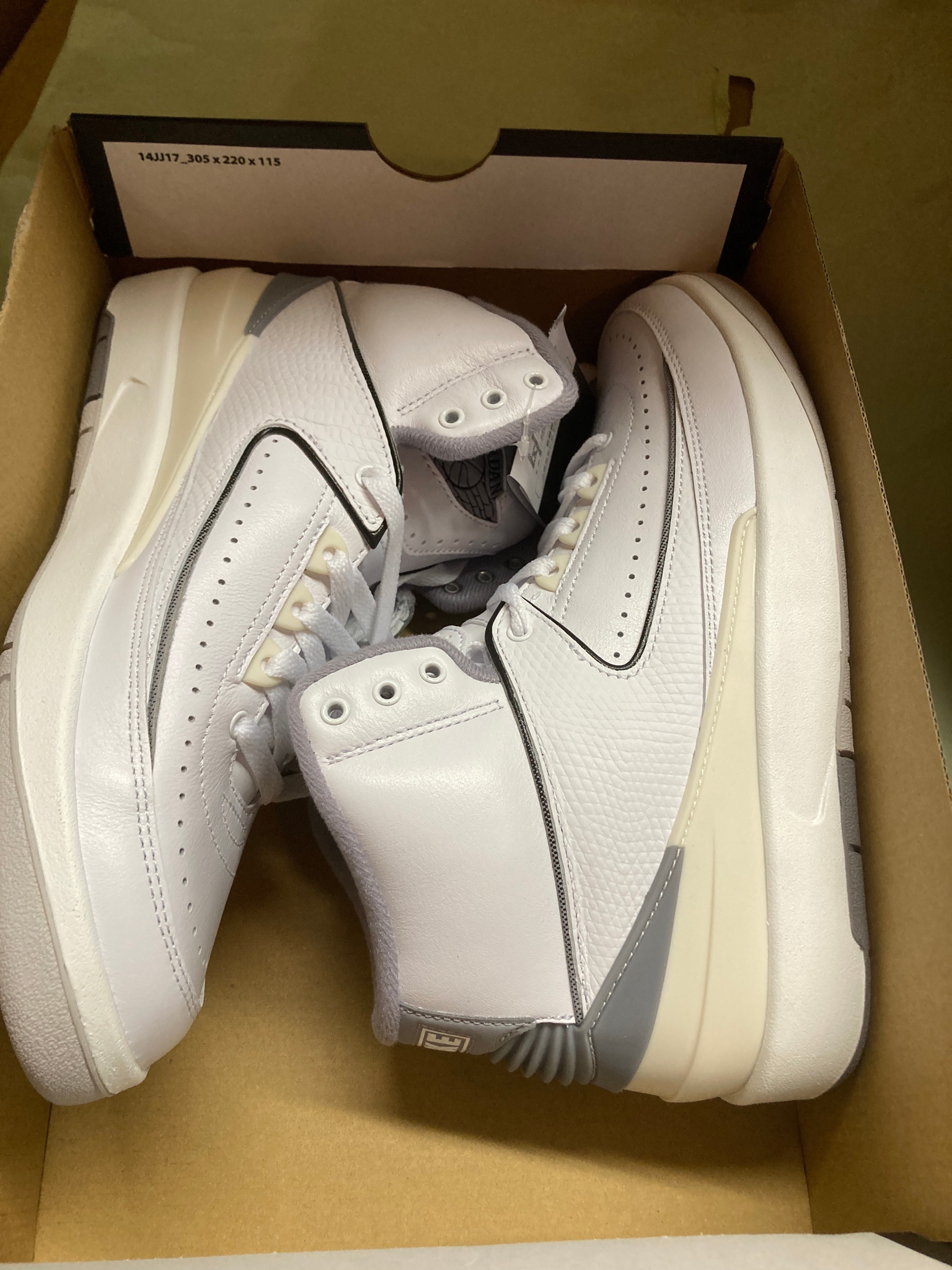 Nike GS Air Jordan 2 "White and Cement Grey"