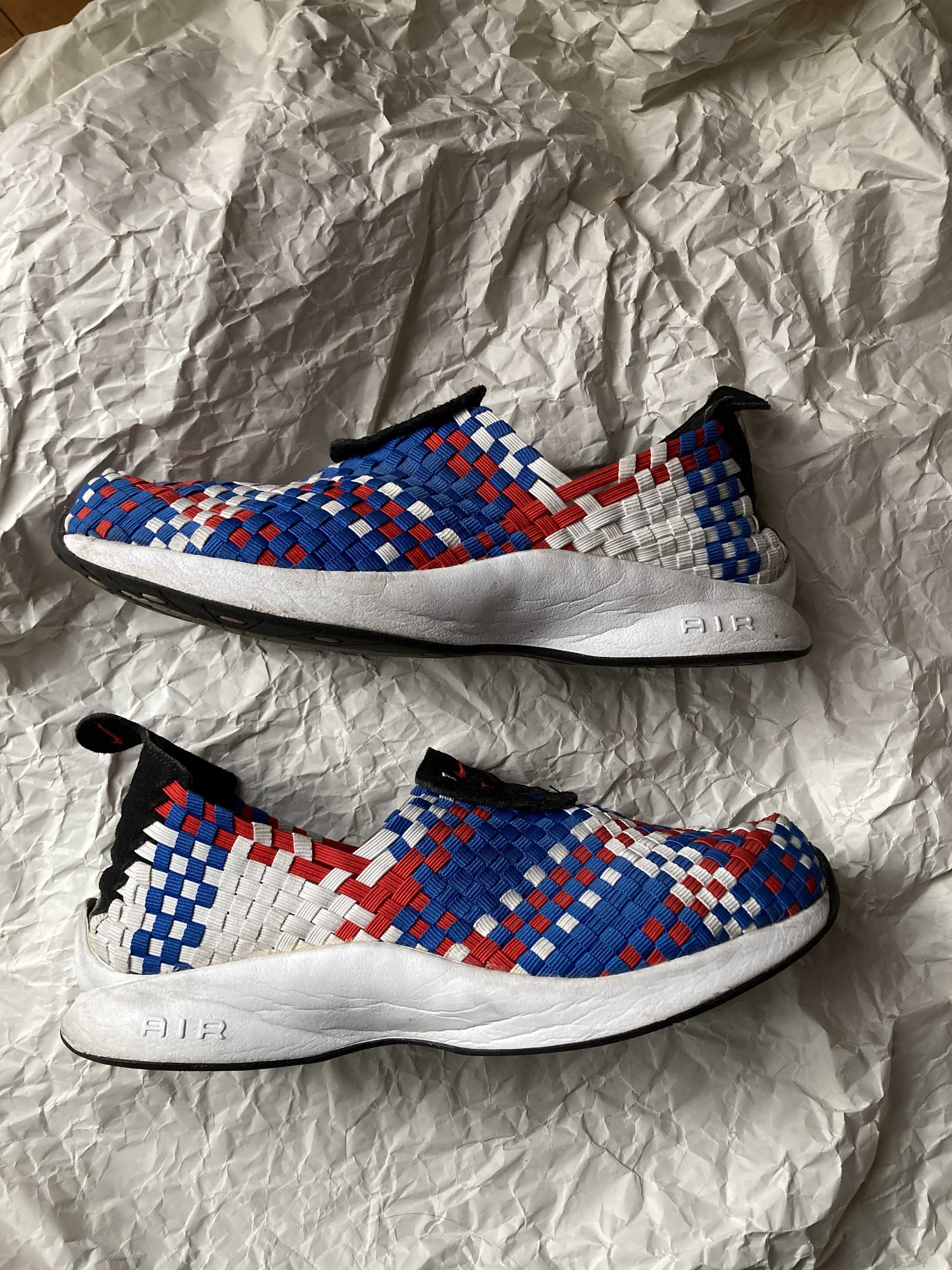 ナイキ エアウーブン "ブラック/ラッシュ レッド"