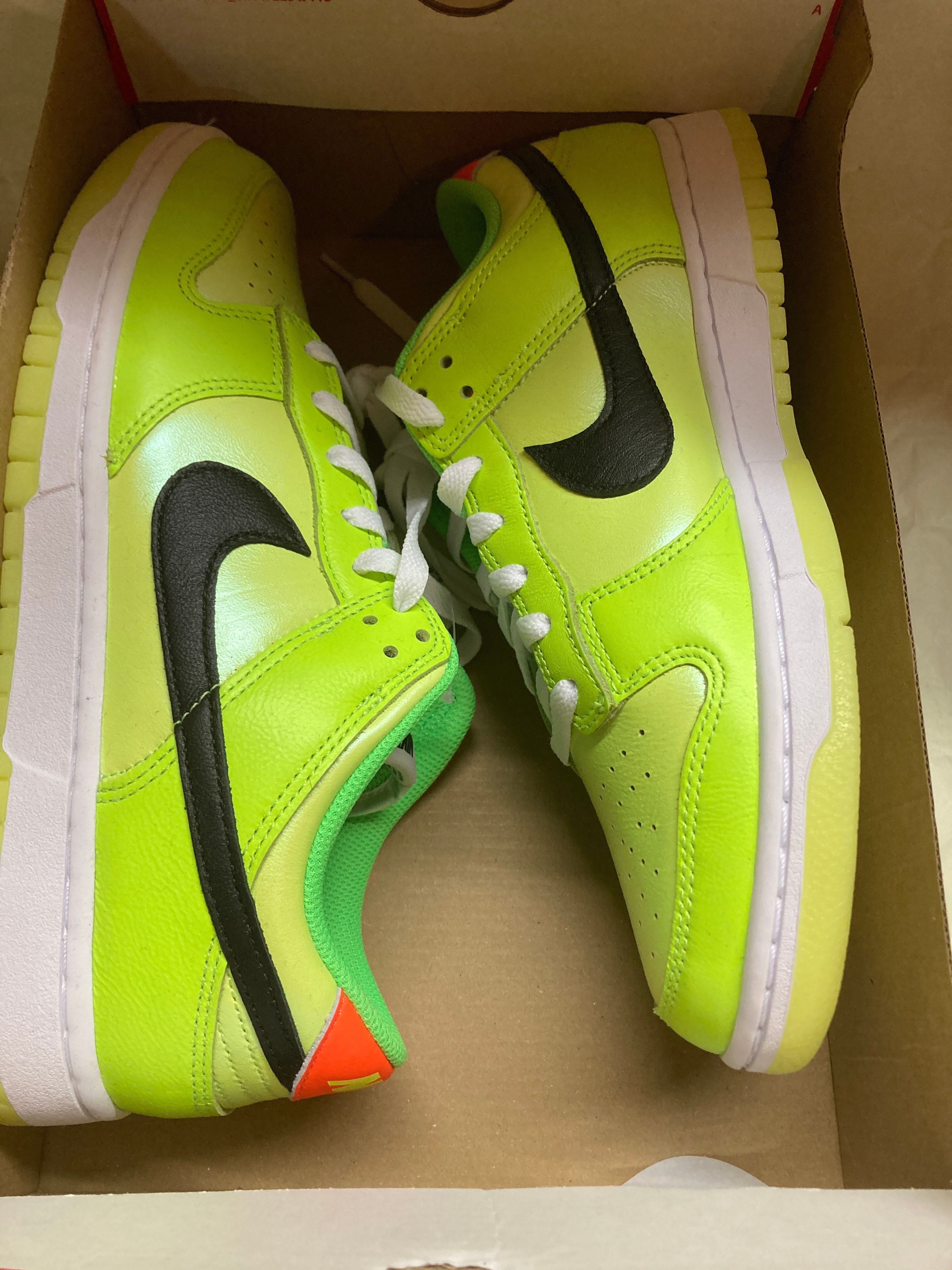 Nike Dunk Low "Volt"