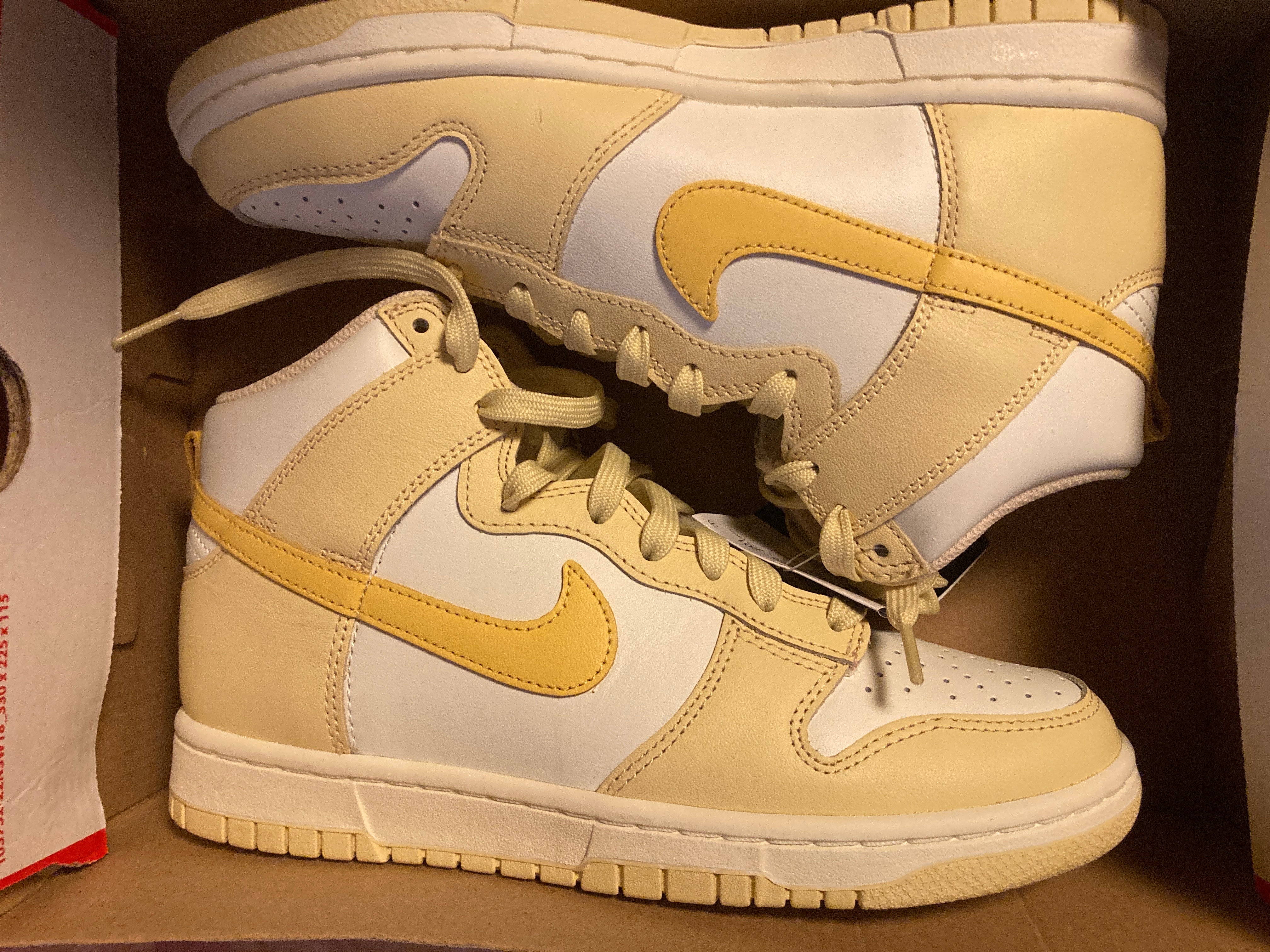 Nike Women's Dunk High "Pale Vanilla"