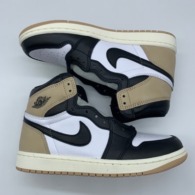Nike Women's Air Jordan 1 Retro High OG "Latte"