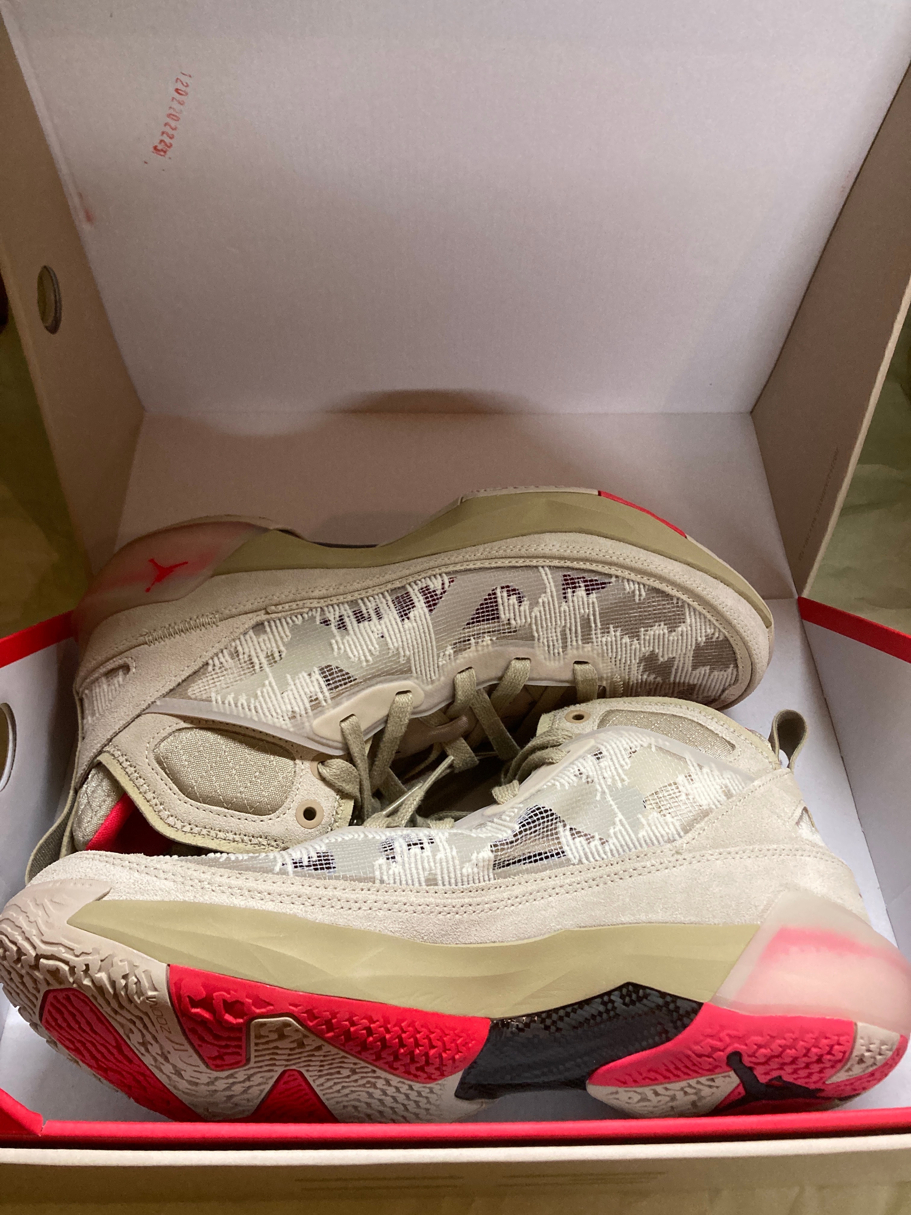 Nike Air Jordan 37 PRM "Rattan/Lime Stone"