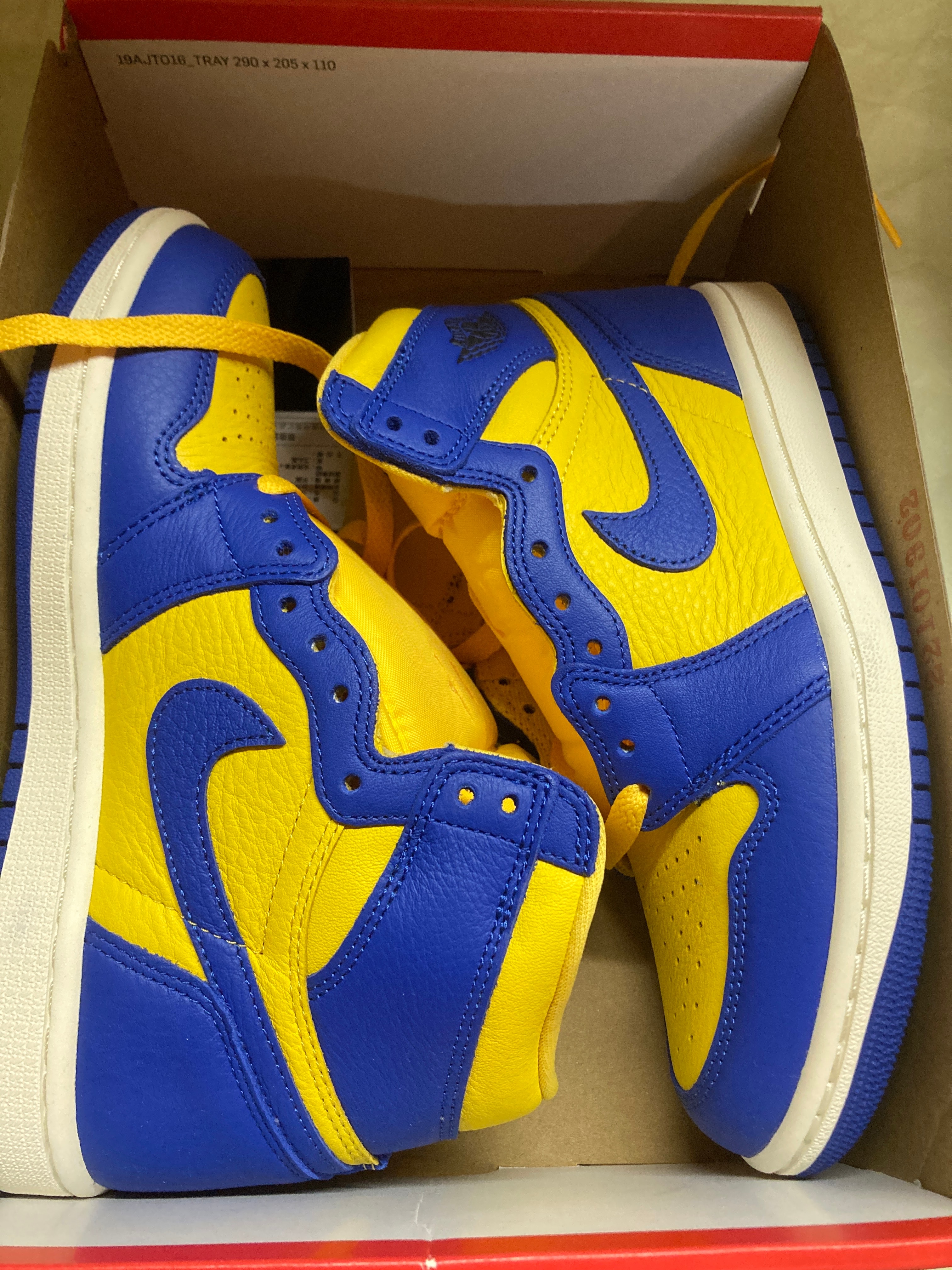 Nike Women's Air Jordan 1 High OG "Game Royal and Varsity Maize"