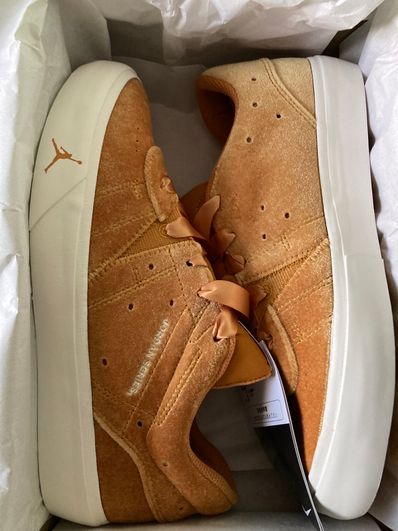 Nike Women's Air Jordan Series .05 SE Low "Gold Velvet"