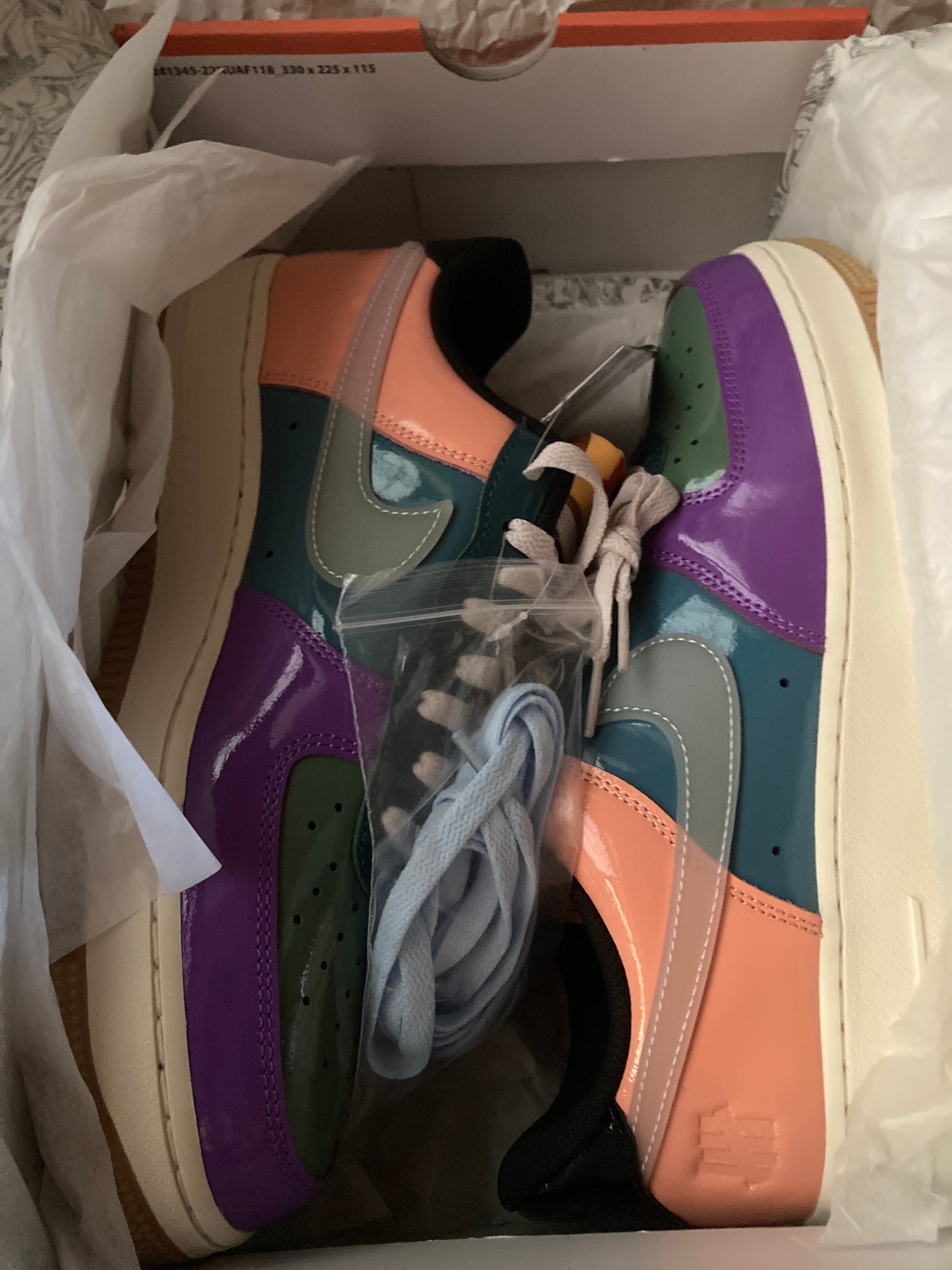 UNDEFEATED × Nike Air Force 1 Low SP "Wild Berry"