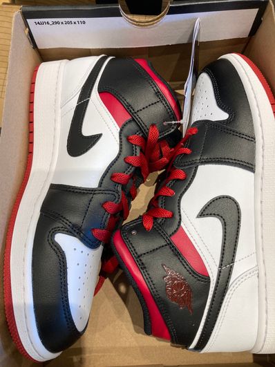 Nike GS Air Jordan 1 Mid "Gym Red"