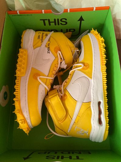 Off-White × Nike Air Force 1 Mid SP LTHR "White and Varsity Maize"