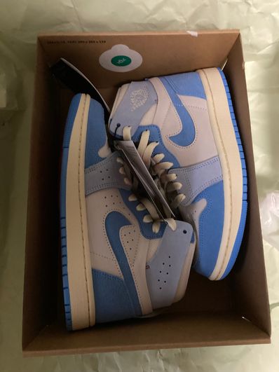 Nike Women's Air Jordan 1 High Zoom CMFT 2 "University Blue"