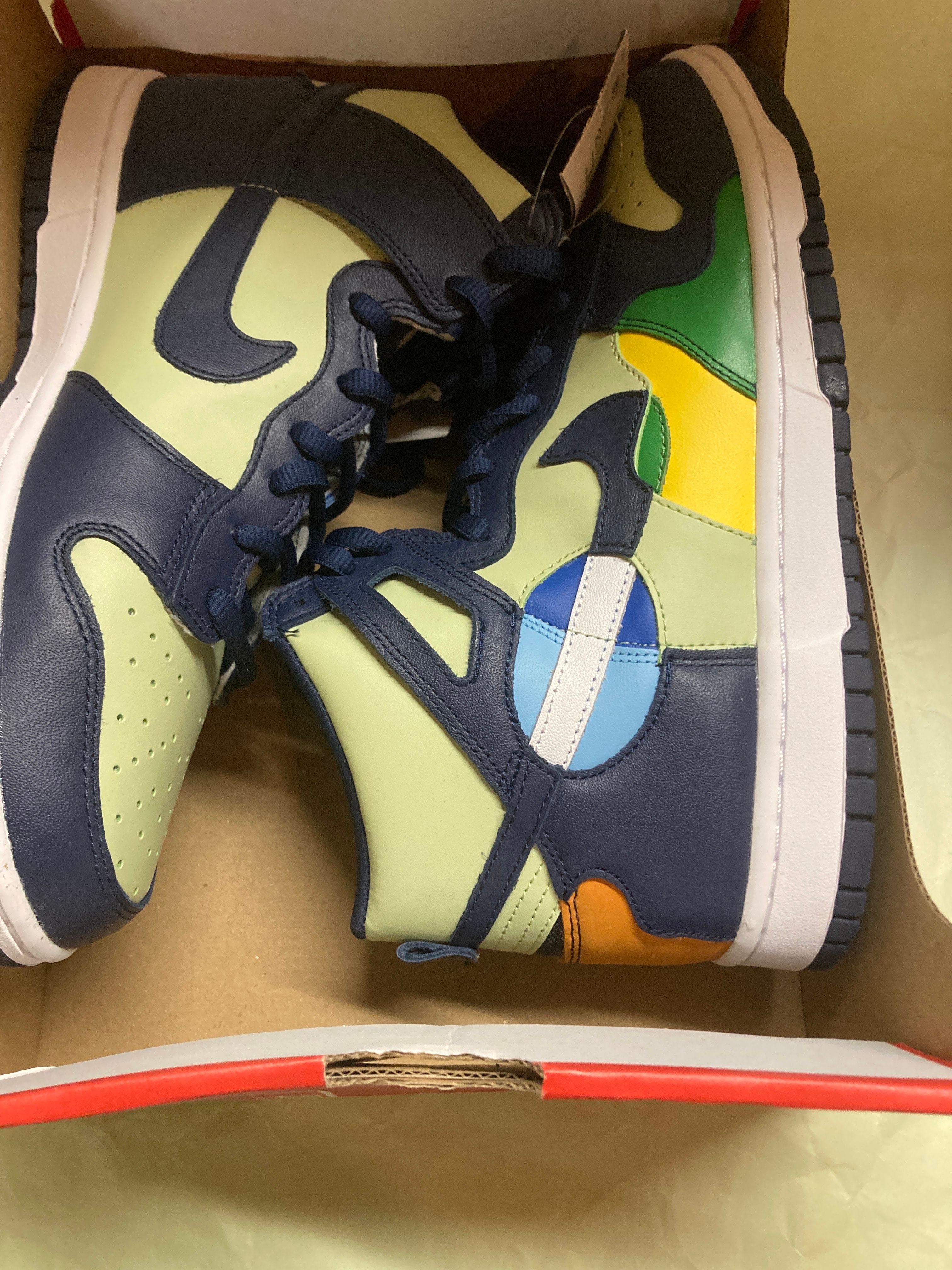 Nike Women's Dunk High "Pistachio and Midnight Navy"