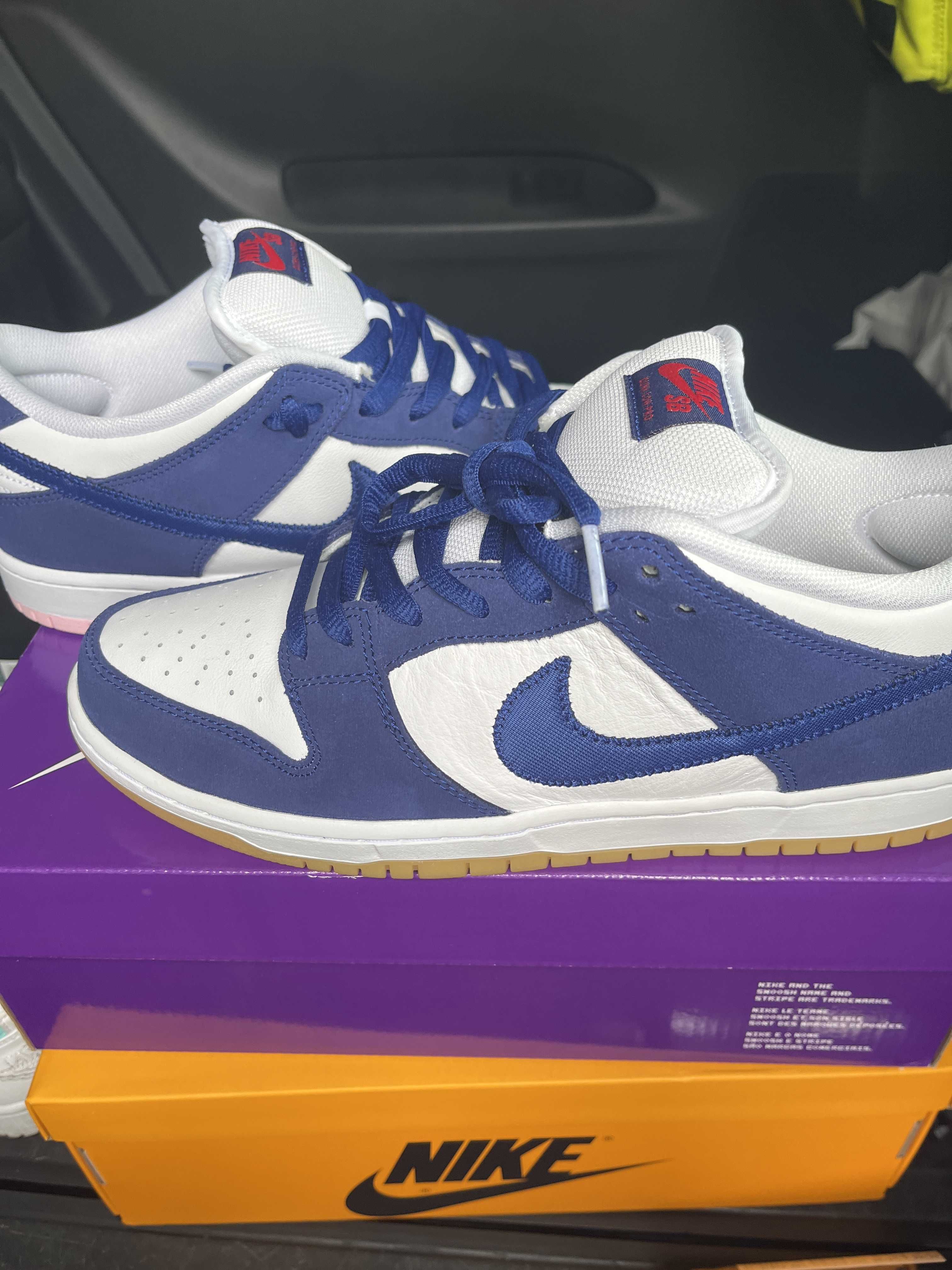 Nike SB Dunk Low "Los Angeles Dodgers/Deep Royal Blue"
