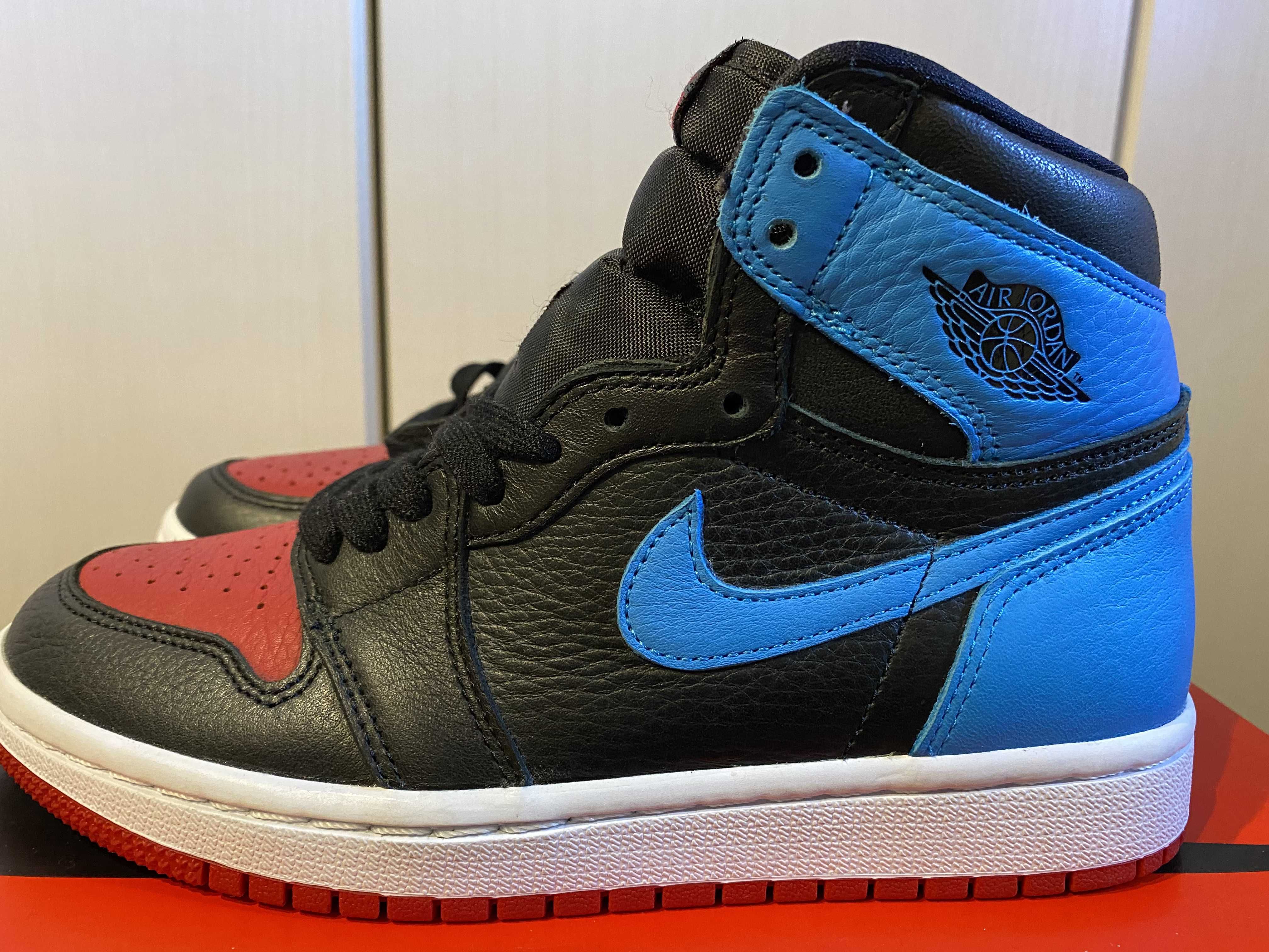 Nike Women's Air Jordan 1 High OG "UNC to Chicago"