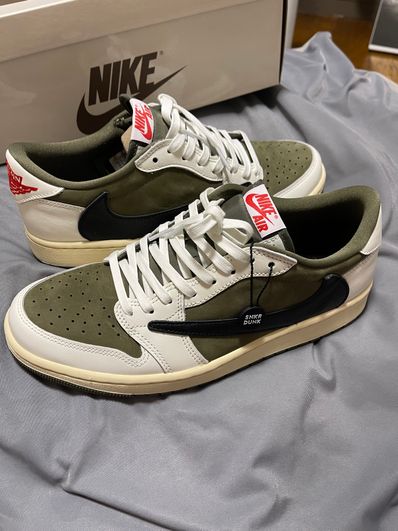 Travis Scott × Nike Air Jordan 1 Low OG SP "Reverse Olive"