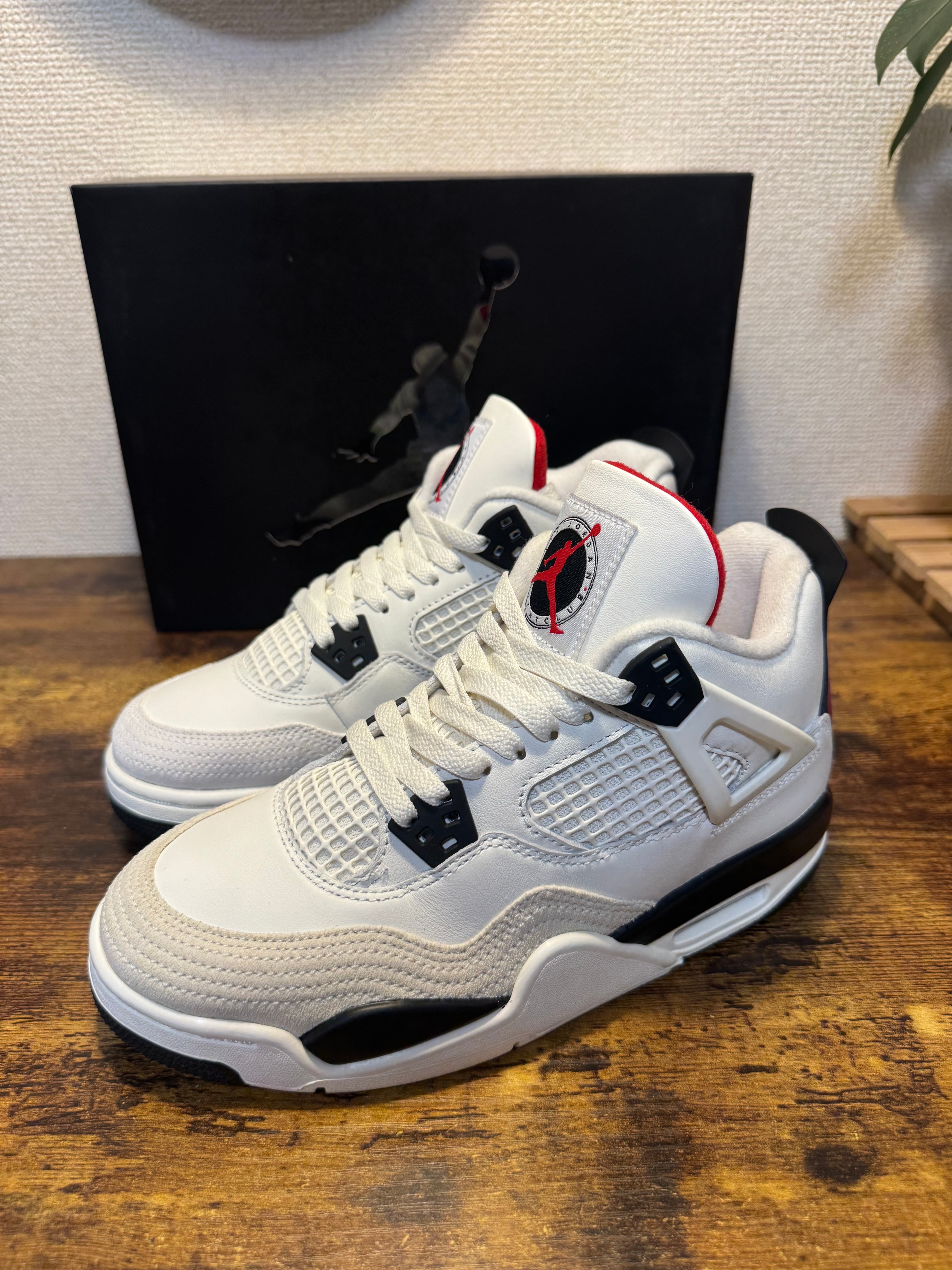 Nike GS Air Jordan 4 "Flight Club"