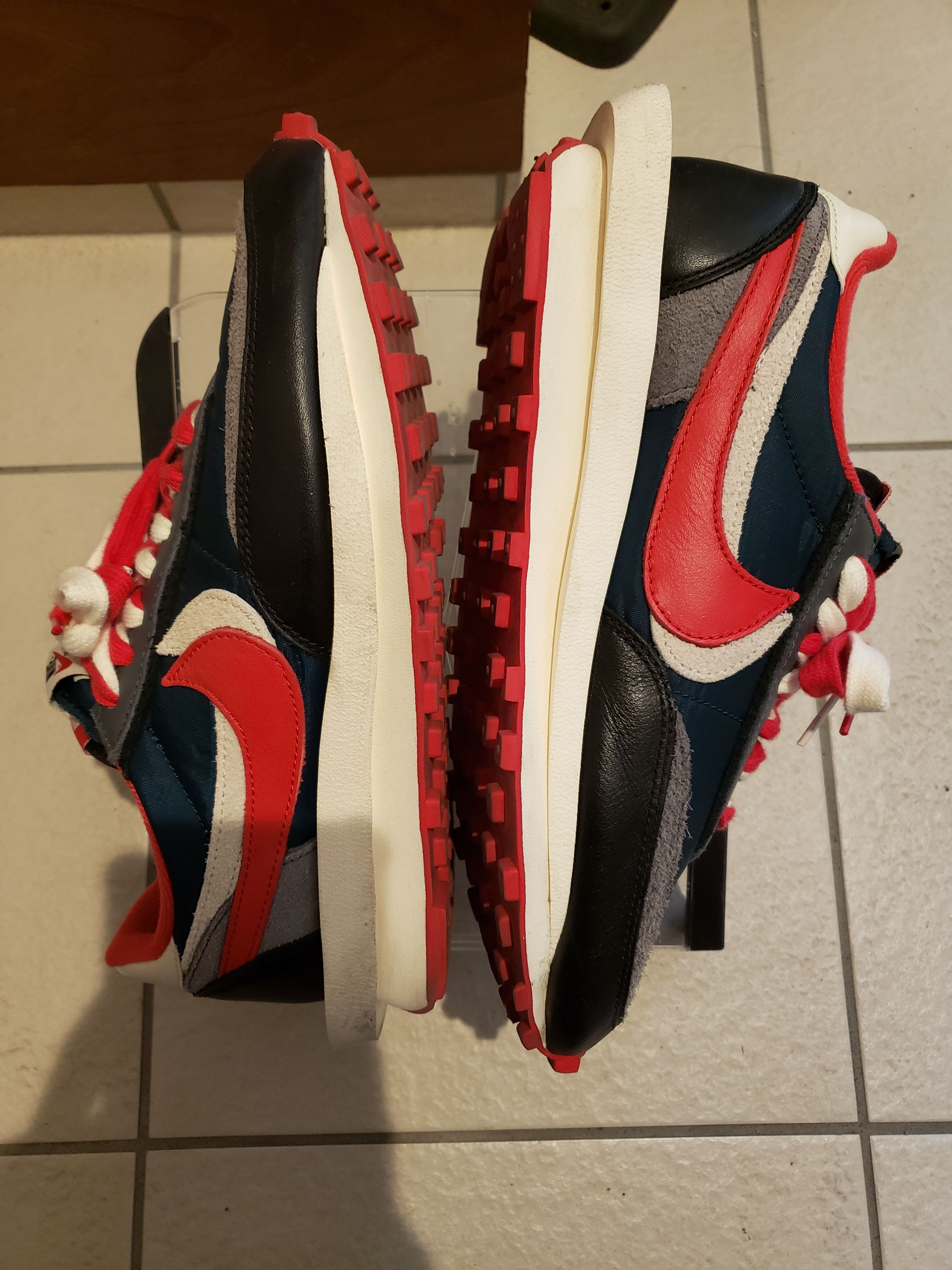 UNDERCOVER × sacai × Nike LD Waffle "Midnight Spruce/Pale Ivory-Dark Grey-University Red"