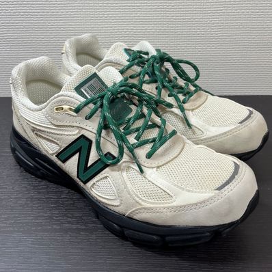 New Balance 990V4 "Macadamia Nut"