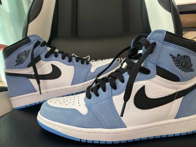 Nike Air Jordan 1 High OG "University Blue"