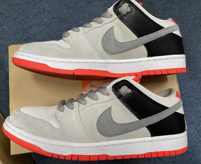 Nike SB Dunk Low "Infrared"