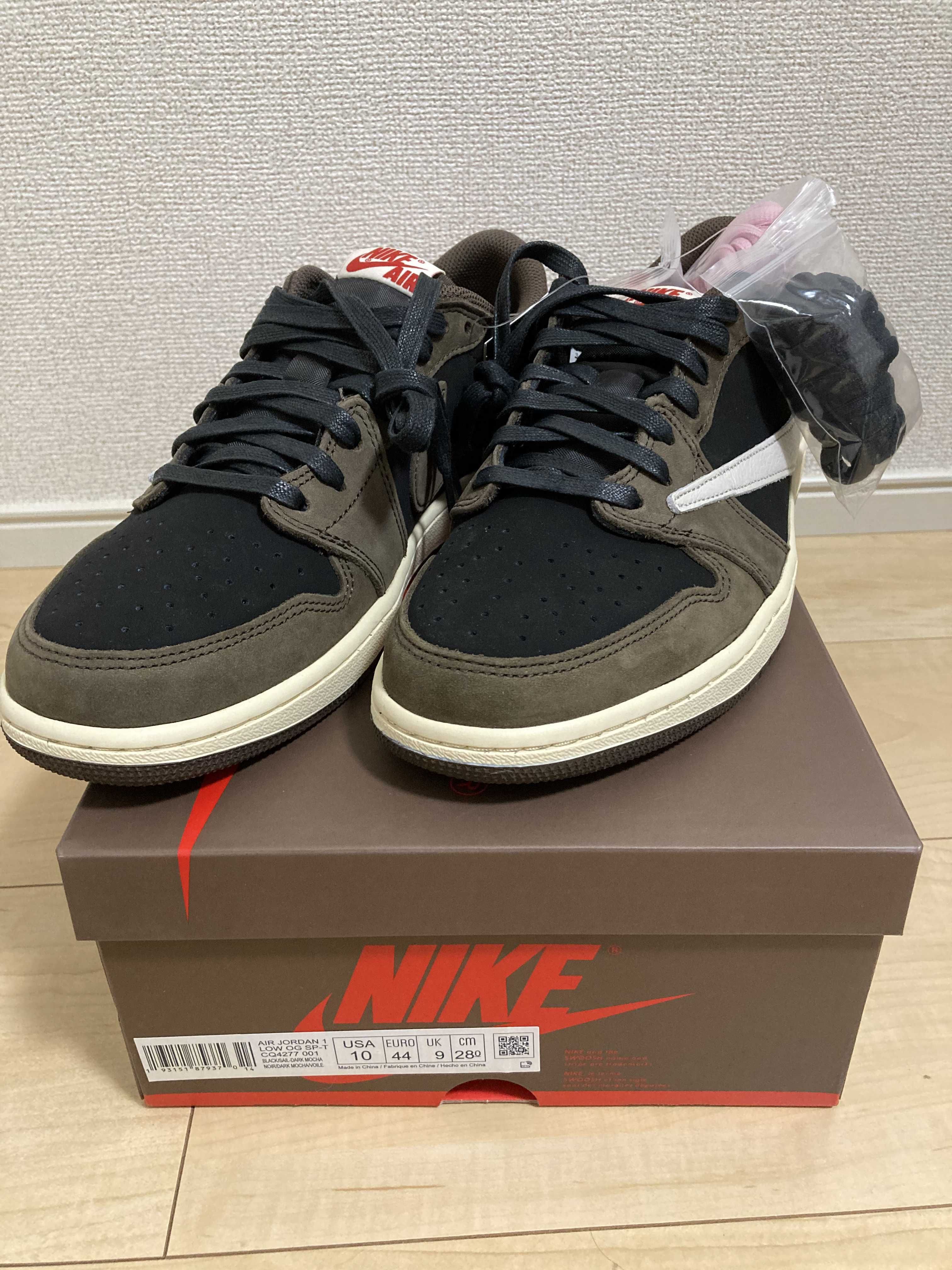 Travis Scott × Nike Air Jordan 1 Low OG SP-T  "Black/Dark Mocha"