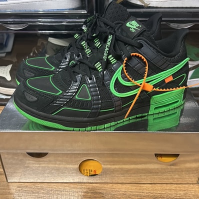 Off-White × Nike Air Rubber Dunk "Black/Green Strike"