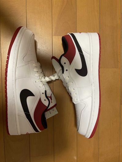 NIKE AIR JORDAN 1 LOW "WHITE/UNIVERSITY RED/BLACK"