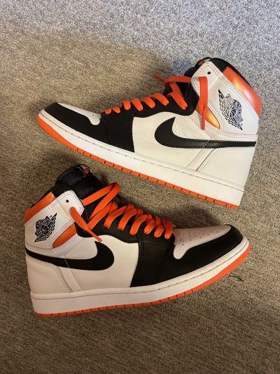 Nike Air Jordan 1 Retro High OG "Electro Orange"