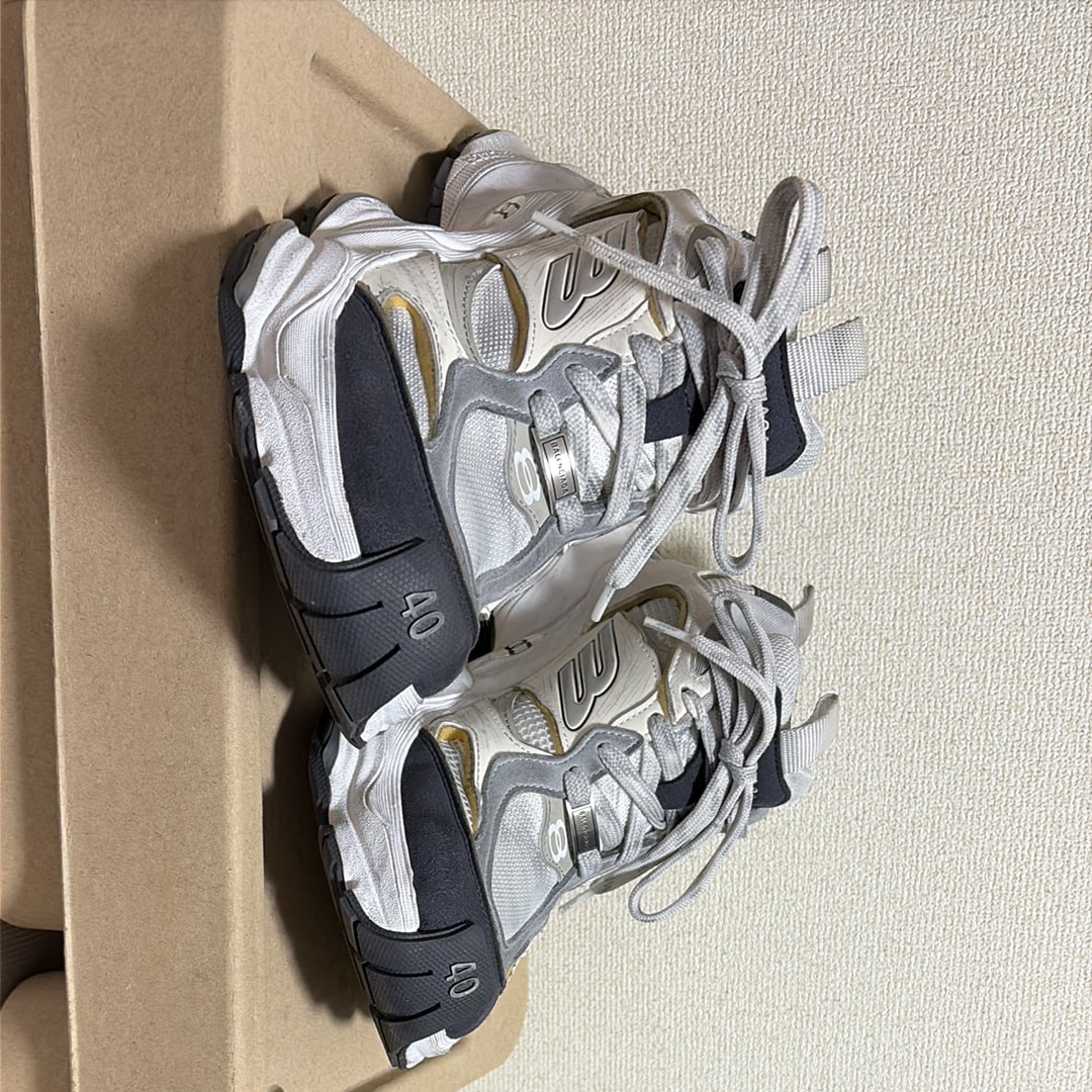 BALENCIAGA Cargo Sneaker "White/Grey"
