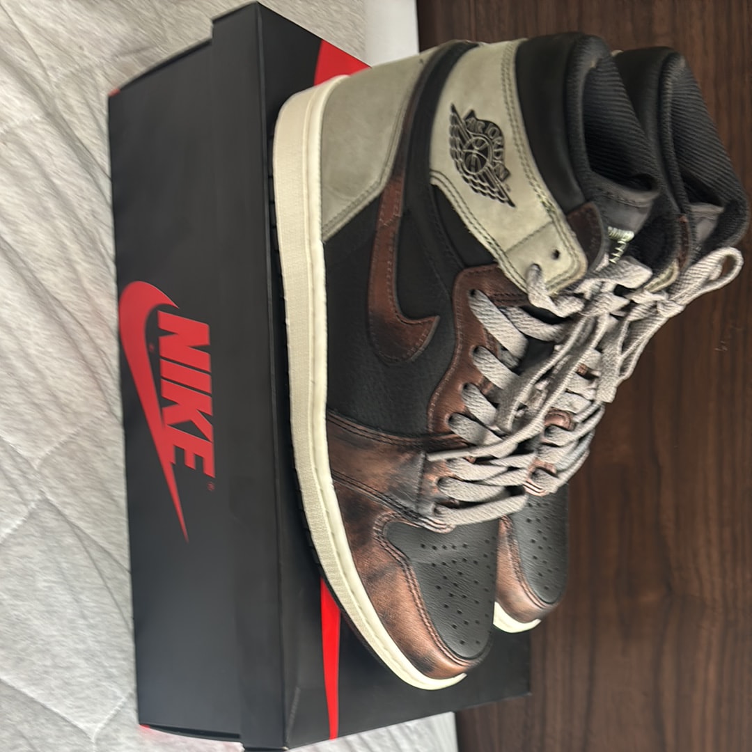 Nike Air Jordan 1 High OG "Rust Shadow"