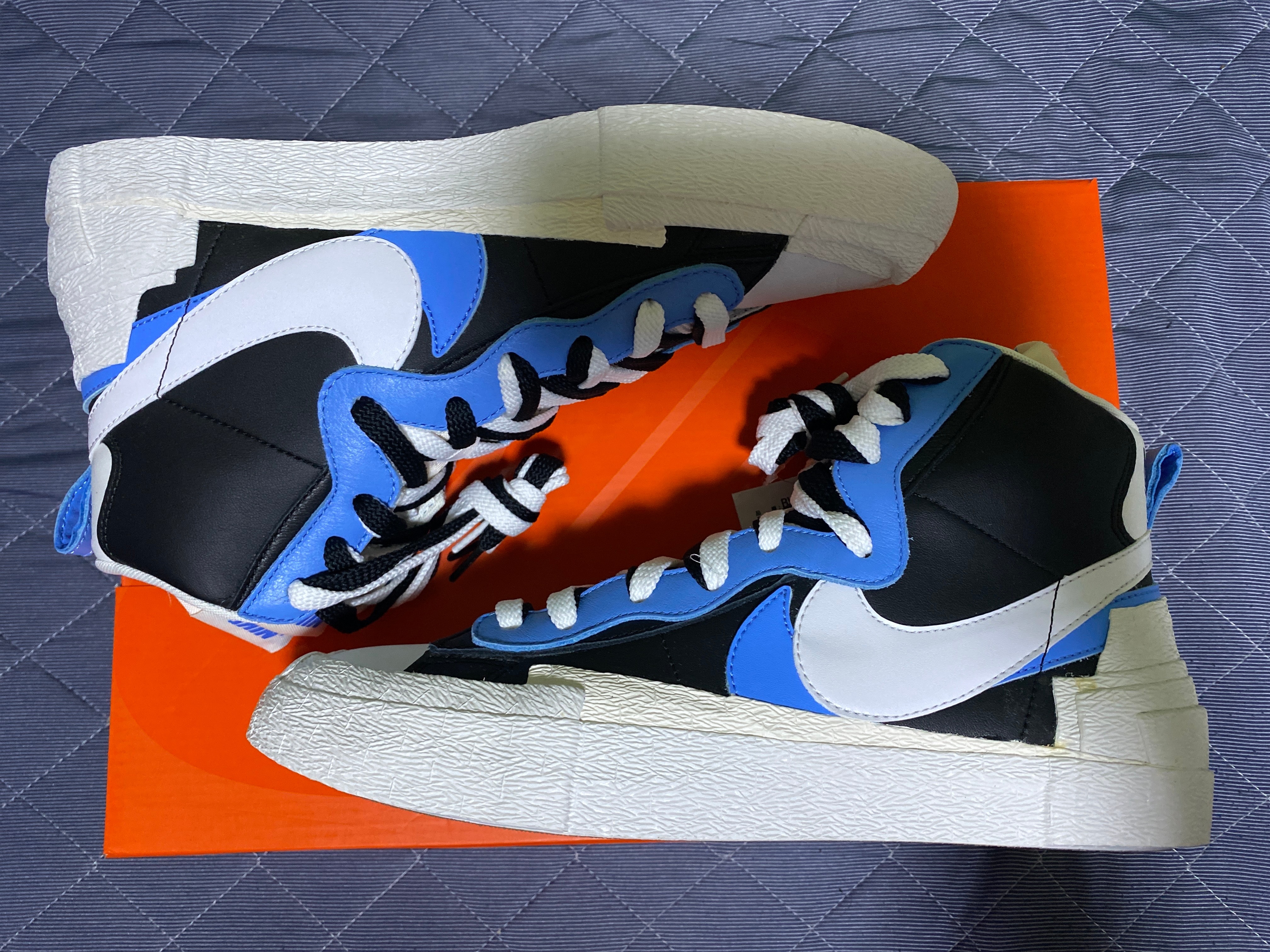 sacai × NIKE BLAZER MID "BLACK / BLUE"