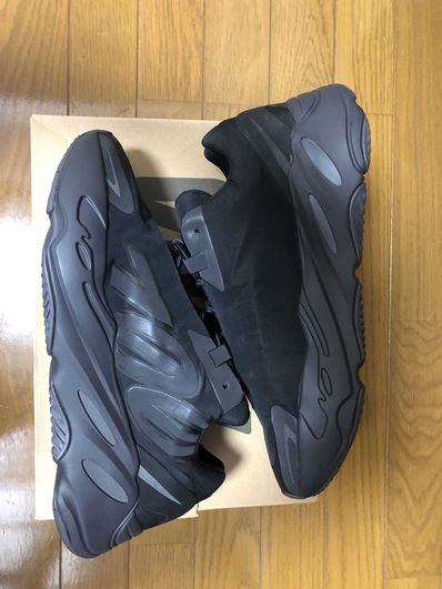adidas YEEZY Boost 700 MNVN "Black"