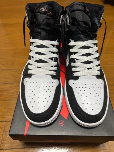 Nike Air Jordan 1 High OG "Bleached Coral"