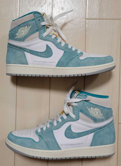 Nike Air Jordan 1 Retro High OG "Turbo Green"