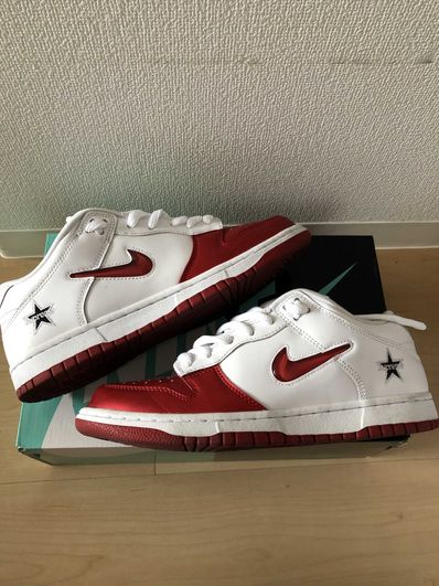 Supreme × Nike Dunk Low "Varsity Red/White"