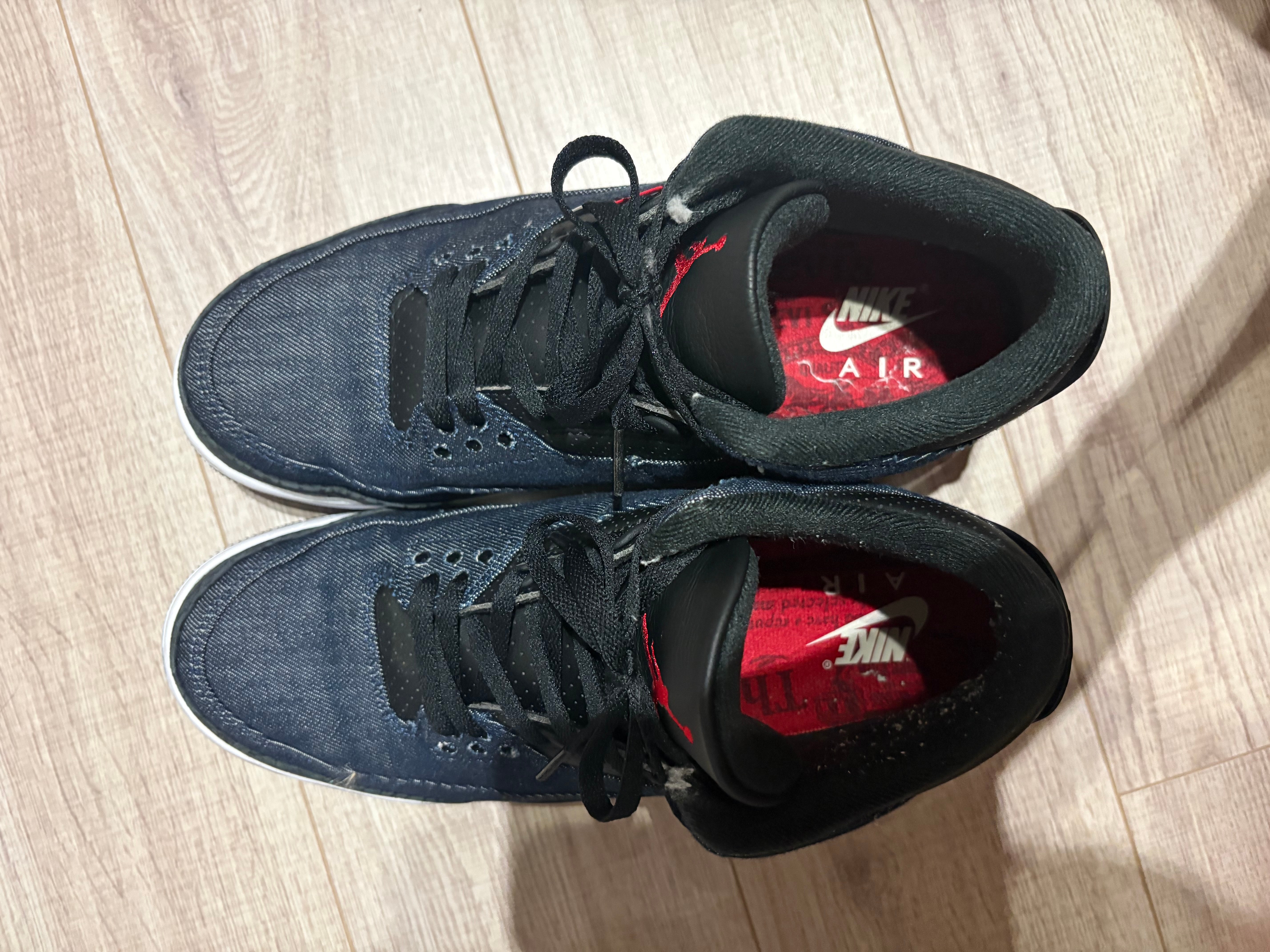Levi’s × Nike Air Jordan 3 Retro SP "Indigo and Gym Red" (LEVI'S Tab)