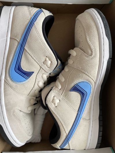 Nike SB Dunk Low "Light Cream"