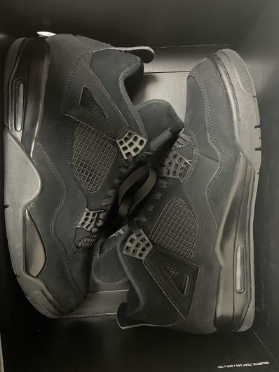 Nike Air Jordan 4 "Black Cat"