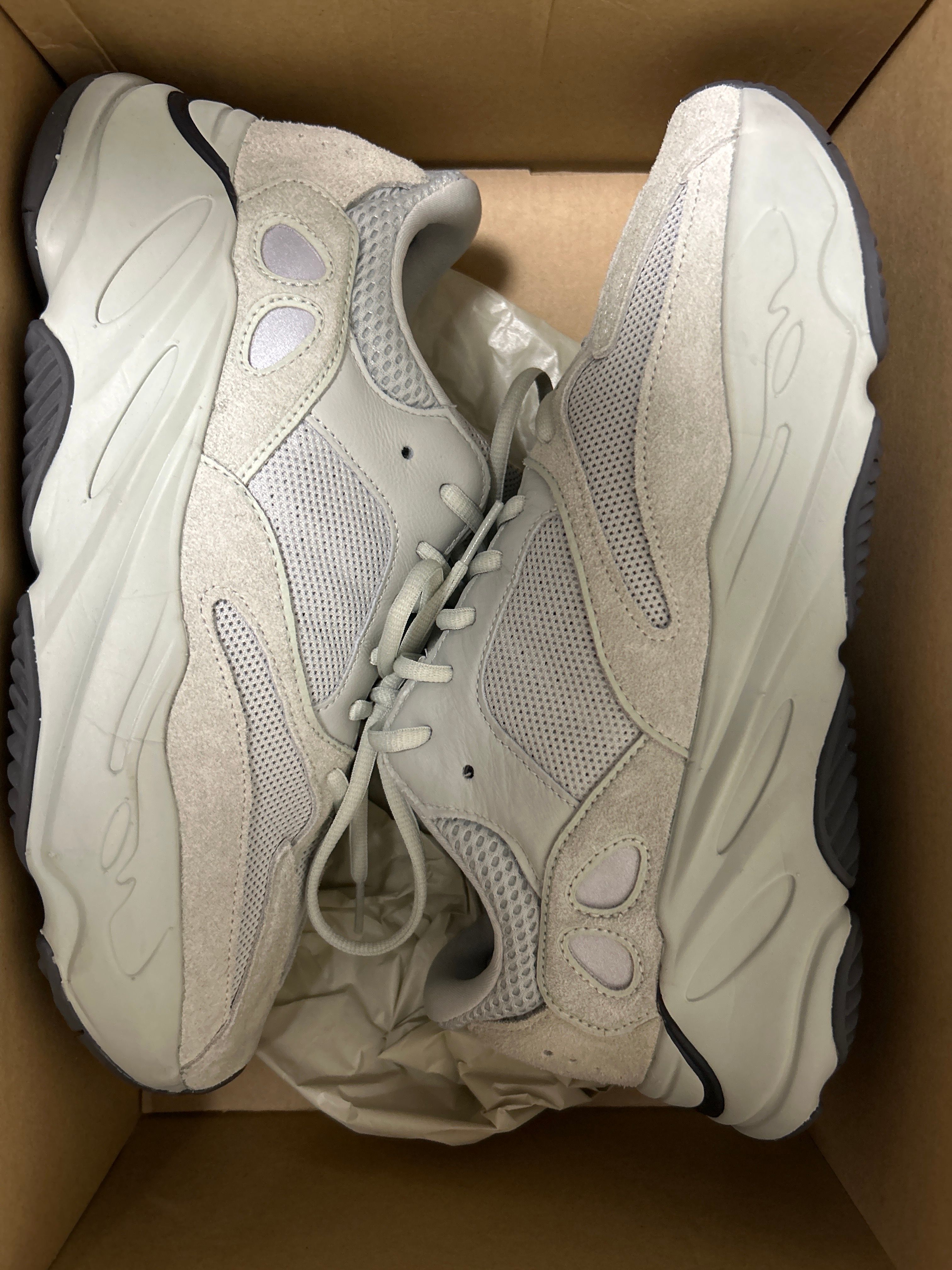 adidas YEEZY Boost 700 "Salt"