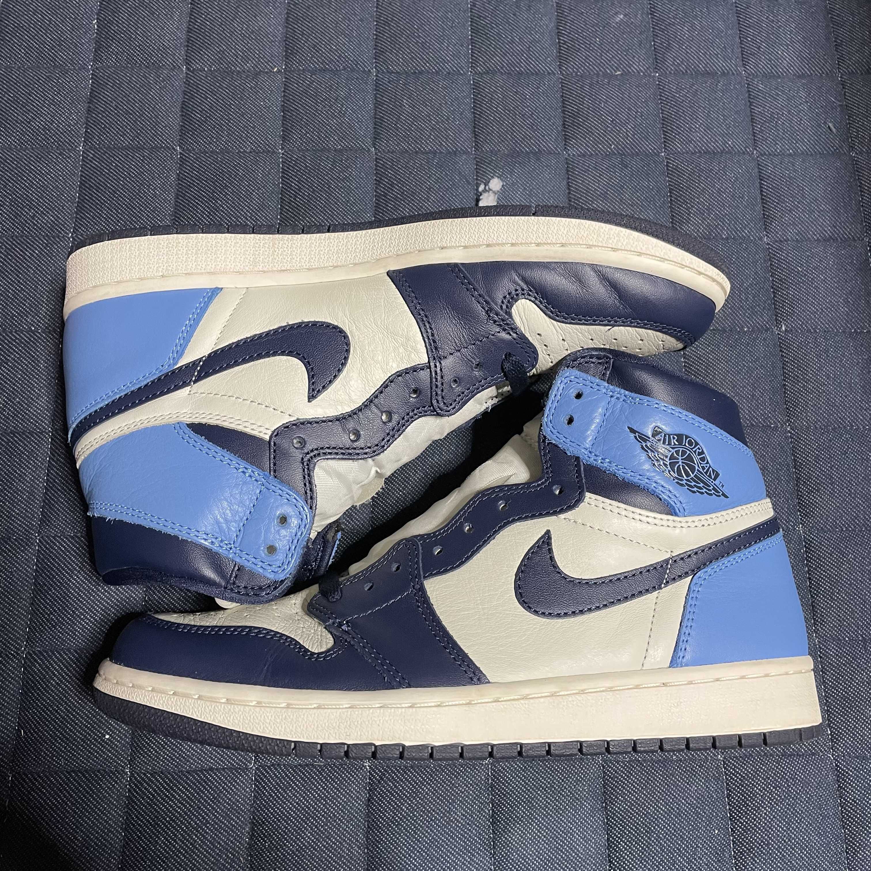Nike Air Jordan 1 Retro High OG "Obsidian/University Blue"