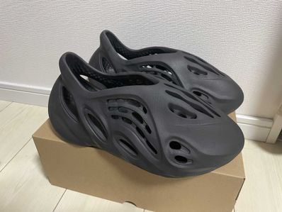 adidas YEEZY Foam Runner "Onyx"