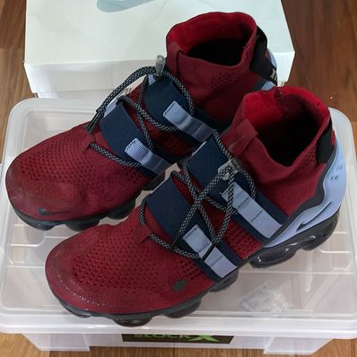 Nike Air Vapormax Utility "Team Red/Black/Obsidian"