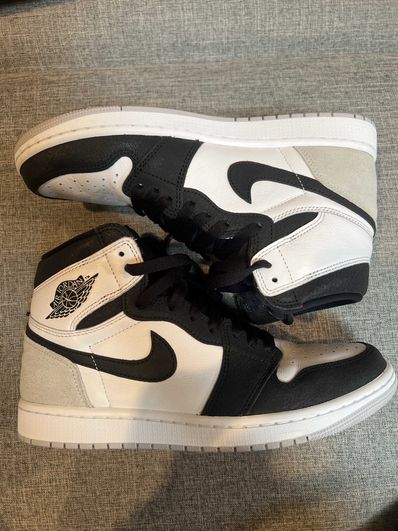 Nike Air Jordan 1 High OG "Bleached Coral"