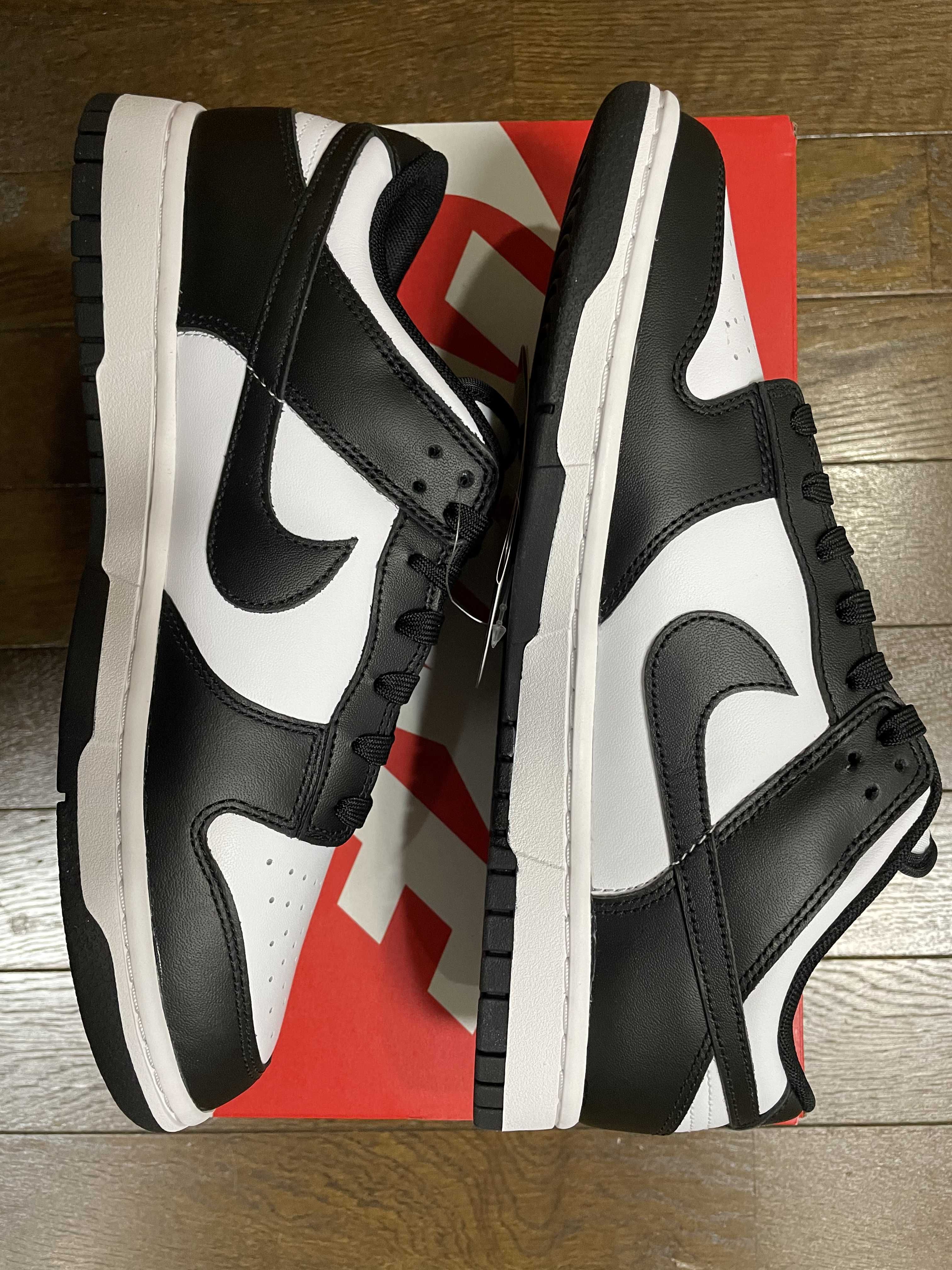 Nike Dunk Low Retro "Panda/White/Black"