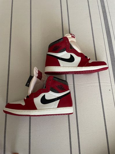 Nike Air Jordan 1 High OG "Lost & Found/Chicago"